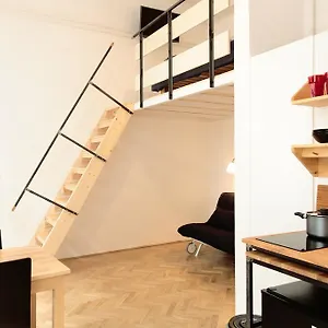 Maverick Budapest